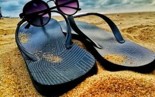 Картинка slippers, browns beach, небо, пляж, солнечные очки
