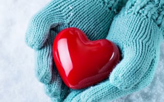 Картинка gloves, love red, любовь, красые, сердце, зима, снег, романтика