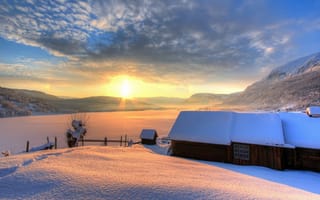 Картинка солнце, горы, день, природа, небо, дом, домик, снег, зима