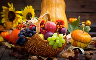 Картинка pumpkin, тыква, виноград, grapes, apples, цветы, яблоки, flowers, autumn, корзина