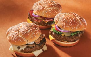 Картинка гамбургеры, трио