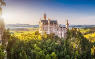 Картинка замок нойшванштайн, германия, небо, schloss, бавария, лес, пейзаж, neuschwanstein
