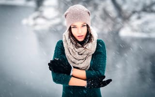 Обои Angelina Petrova, Ангелина Петрова, фотомодель, красива, позирует, Зима