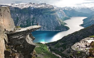 Картинка скалы, красиво, фьорд, горы, Норвегия, отдых, экстрим