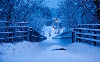 Картинка зима, мост, вечер, снег, фонари