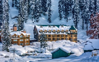Картинка зима, кашмир, гималаи, снег, здания, индия, деревья