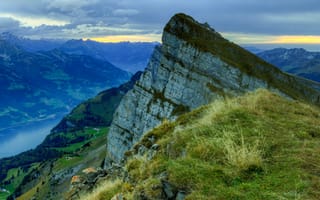 Картинка Хурфирстен, Санкт-Галлен, Швейцария, горный хребет в кантоне, река, закат, горы, панорама
