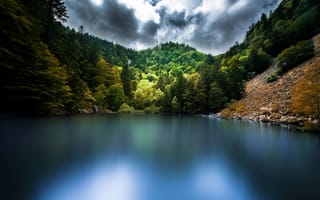 Картинка Robert Didierjean, леса, пейзаж, тучи, озеро, горы, природа