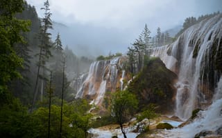Картинка природа, туман, скалы, водопад, лес, пейзаж, камни