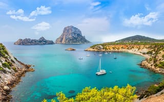 Картинка Испания, Побережье, Яхта, Остров, Mediterranean sea, Balearic archipelago, Залив, Природа, Ibiza
