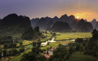 Картинка Вьетнам, горы, долина, холмы, пейзаж, деревня, солнце, природа, дома, ферма, закат