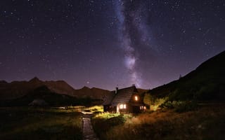 Картинка Lukasz Sieku, дом, пейзаж, Татры, звёзды, небо, горы, ночь, природа