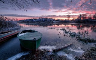 Картинка иней, рассвет, природа, заморозки, пейзаж, лёд, утро, Андрей Чиж, лодки, река