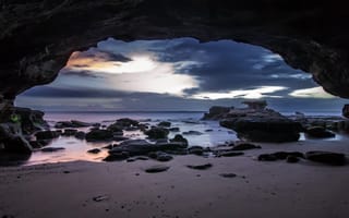 Картинка природа пляж, море пещера скалы пейзаж