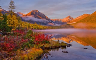 Картинка осень, Невидимка, Владимир Рябков, растительность, облака, Колыма, природа, горы, пейзаж, туман, озеро