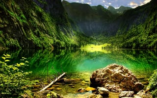 Картинка горы, озеро, зелень