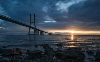Картинка Мост, Португалия, Lisbon, Puente Vasco da Gama, Пейзаж, Город, Залив