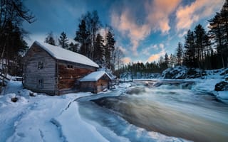 Картинка зима, пейзаж, лес, снег, национальный парк, Лапландия, река, Финляндия, природа, дом, Оуланка