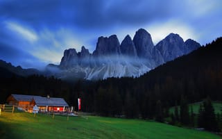 Обои Италия, горы