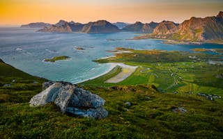 Картинка Норвегия, Ryten, Побережье, Природа, Лофотенские острова, Залив, Горы