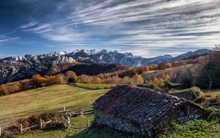 Картинка Испания, Дома, Asturias, Природа, Крыша, Горы, Ponga, Небо, Облака