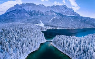 Картинка гора, снег, озеро, лес, германия