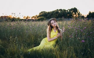 Картинка девушка, фотограф, в поле, алексей поликутин