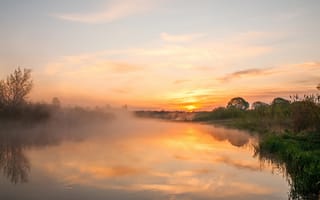 Картинка лето, речка, восход солнца, туман