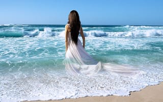 Картинка девушка, платье, океан, горизонт, пляж, волны, песок, небо, брюнетка
