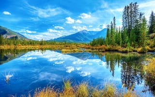 Картинка небо, деревья, канада, горы, национальный парк банф, осень, minnewanka lake, озеро, альберта