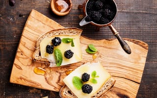 Картинка бутерброд, сыр, хлеб, ежевика, брынза