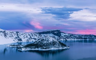 Картинка озеро, кратерное озеро, орегон, crater lake national park, зима, рассвет, озеро крейтер, остров, восход, природа