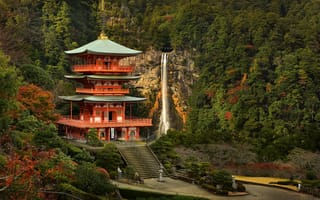 Картинка горы, водопад, здание, ступени, япония, парк, осень, пагода