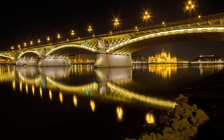 Картинка ночь, венгрия, дунай, огни, парламент, будапешт, река