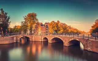 Картинка река, мост, нидерланды, здания, амстердам