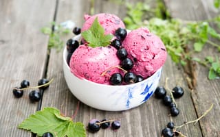 Картинка мороженое, чёрная смородина, десерт, смородина, шарики, ягоды