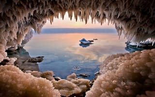 Картинка озеро, природа, иордания, соль, кристаллы, мертвое море, пещера