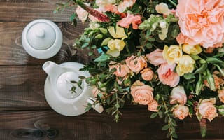 Картинка цветы, чайник, ваза, букет
