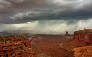 Картинка облака, каньон, дождь, скалы, природа, пустыня, пейзаж