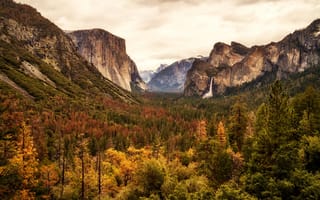 Картинка облака, йосемитский национальный парк, долина, йосемити, деревья, панорама, ущелье, осень, горы, скалы, водопад, калифорния, сша, лес