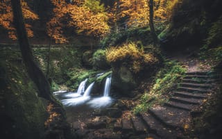 Картинка река, осень, лес, водопад, природа