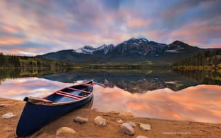 Картинка озеро, пейзаж, природа, горы, лодка