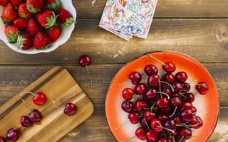 Картинка клубника, ягоды, вишня