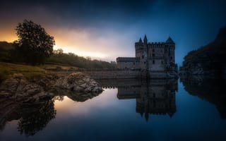 Картинка вода, отражение, замок, chateau de la roche, вечер, франция