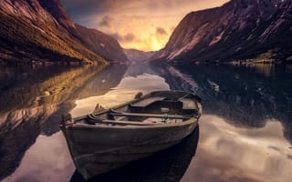 Картинка озеро, лодка