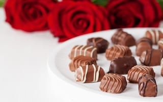 Картинка розы, конфеты, шоколадные