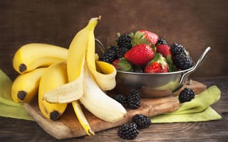 Картинка фрукты, ежевика, ягоды, натюрморт, бананы, клубника