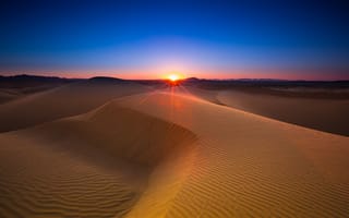 Картинка небо, солнце, закат, горизонт, дюны, пустыня, песок