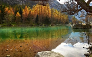 Картинка деревья, осень, камни, озеро, горы