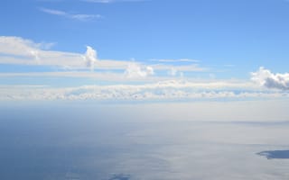 Картинка Облака, черное море